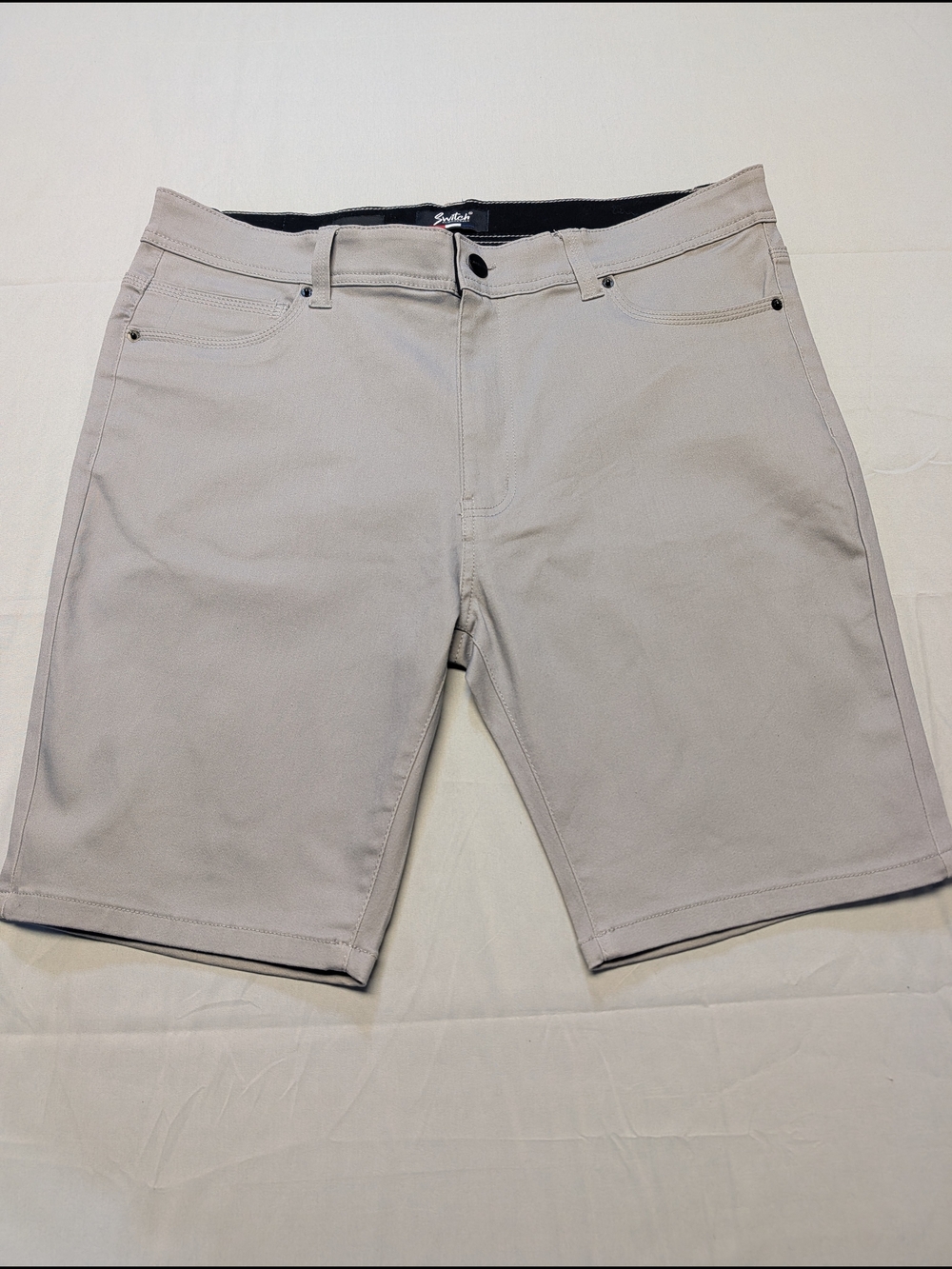 Men's Switch Remarkable Slim Fit Stretch Fabric Light Gray Shorts Size 38